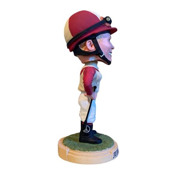 Hollywood Park Julie Krone Bobble Head - Picture 4 of 4
